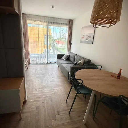 Lägenhet Prywatne Przy Samej Wodzie W Riva Zegrze - Jezioro Zegrzynskie